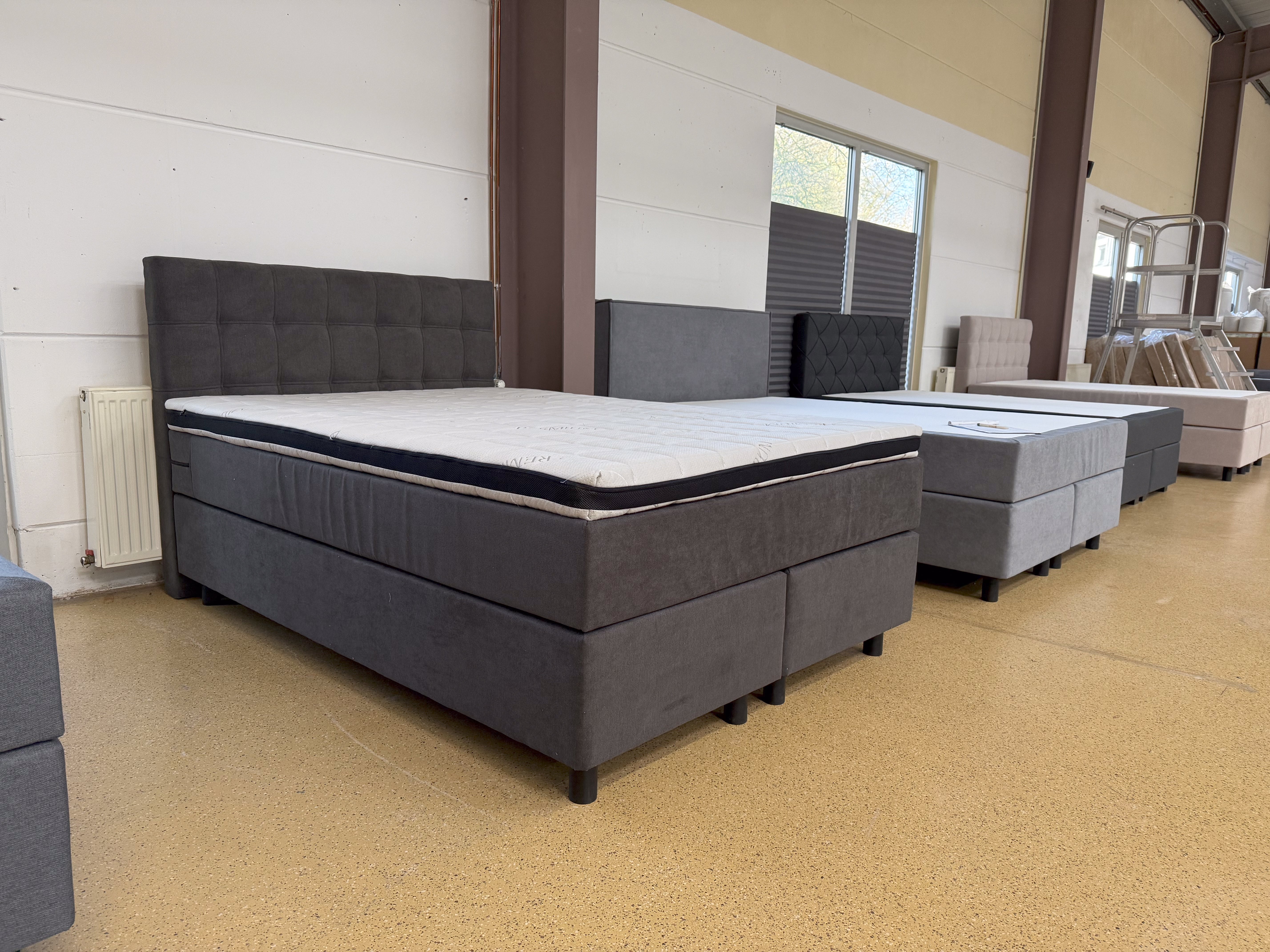 Boxspringbett 140x200 Anthrazit - 5 Teilig