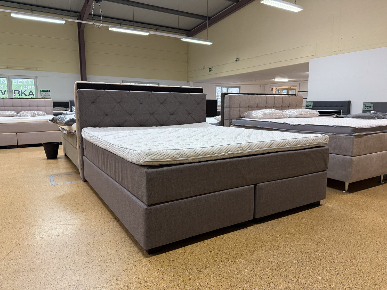 Boxspringbett 180x200 Beige / Braun 5 Teilig