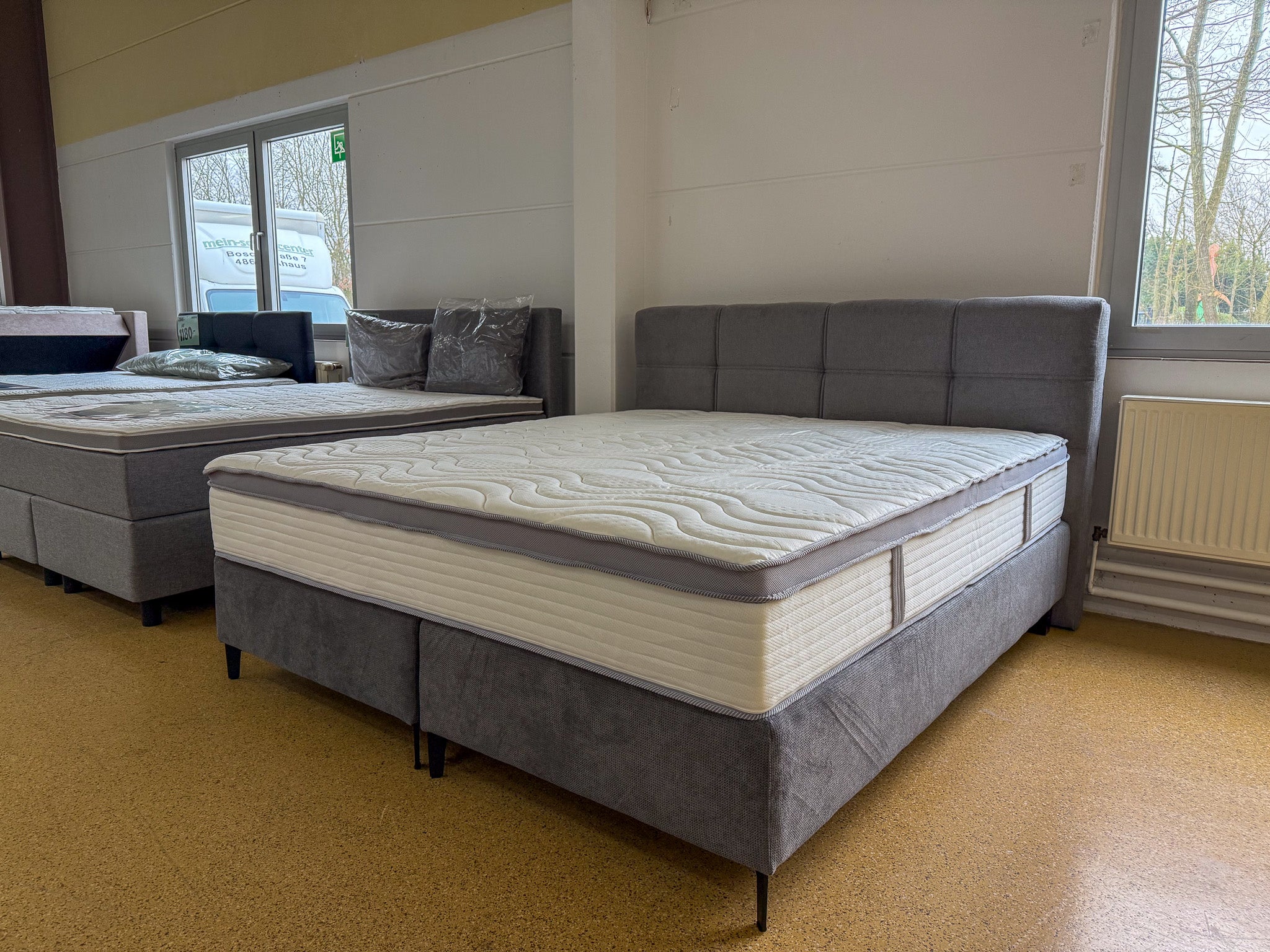 Boxspringbett Grau mit Micro Taschenfederkern 1000 Federn