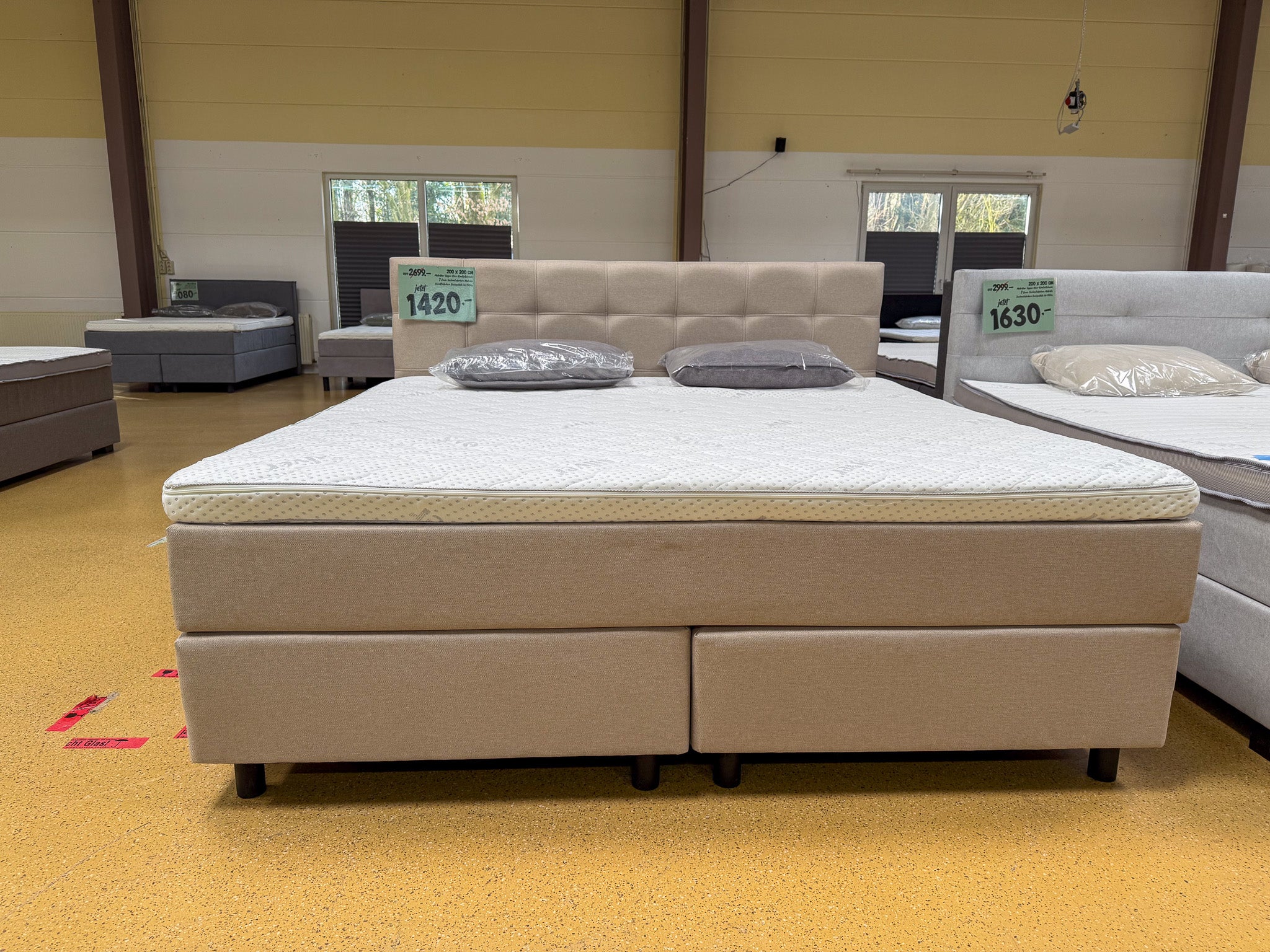 Boxspringbett 200x200 Beige 5 Teilig