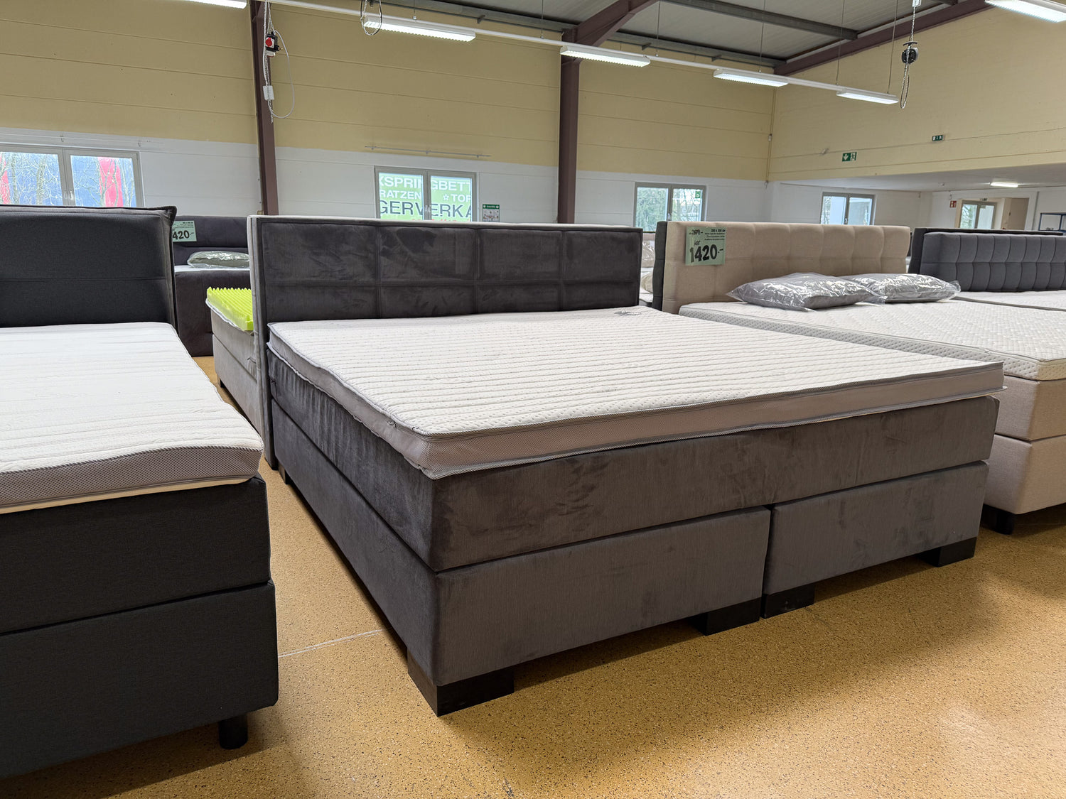 Boxspringbett 200x200 Grau Samt 5 Teilig
