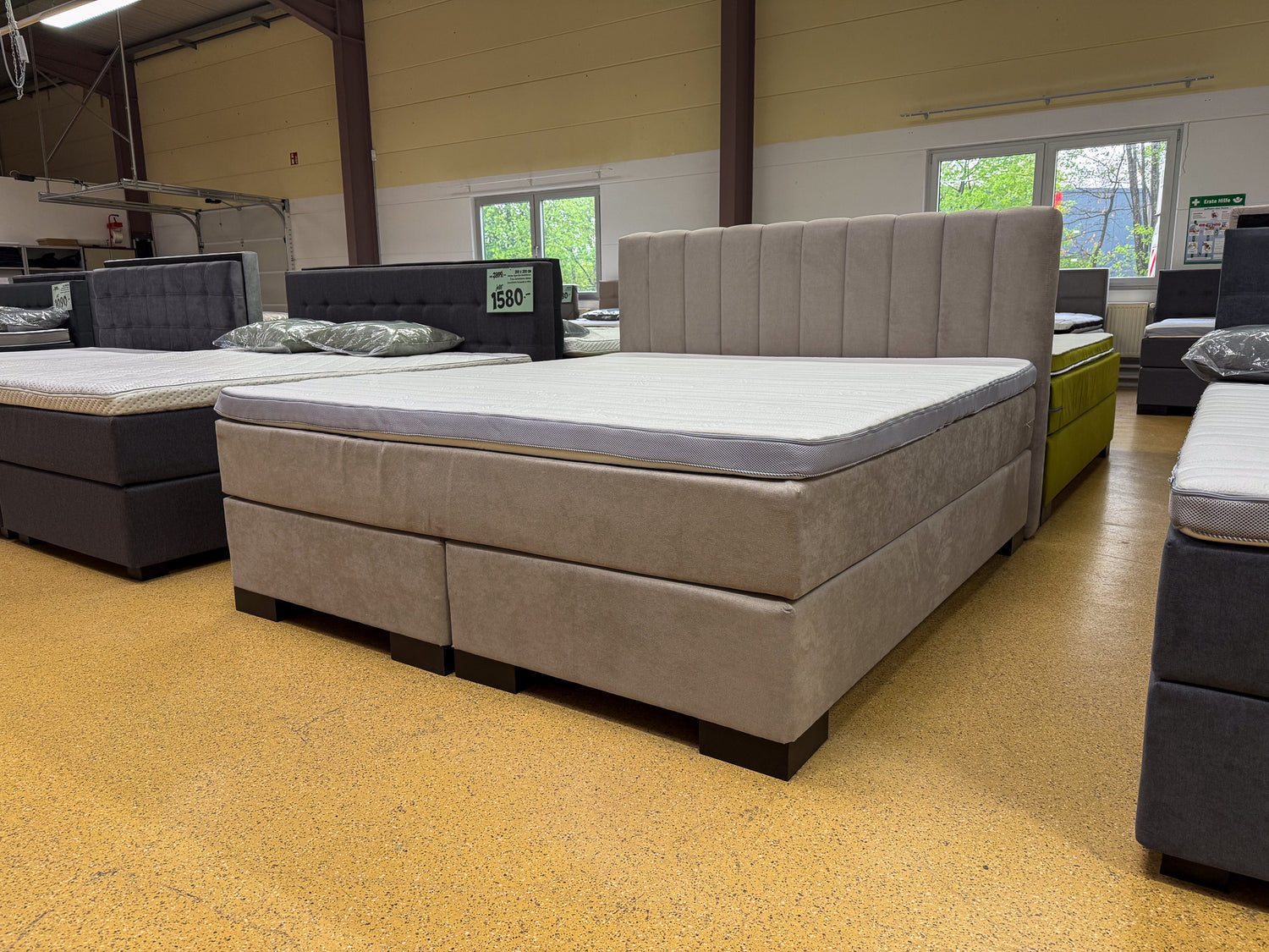 Boxspringbett 180x200 Stoff Beige 5 Teilig