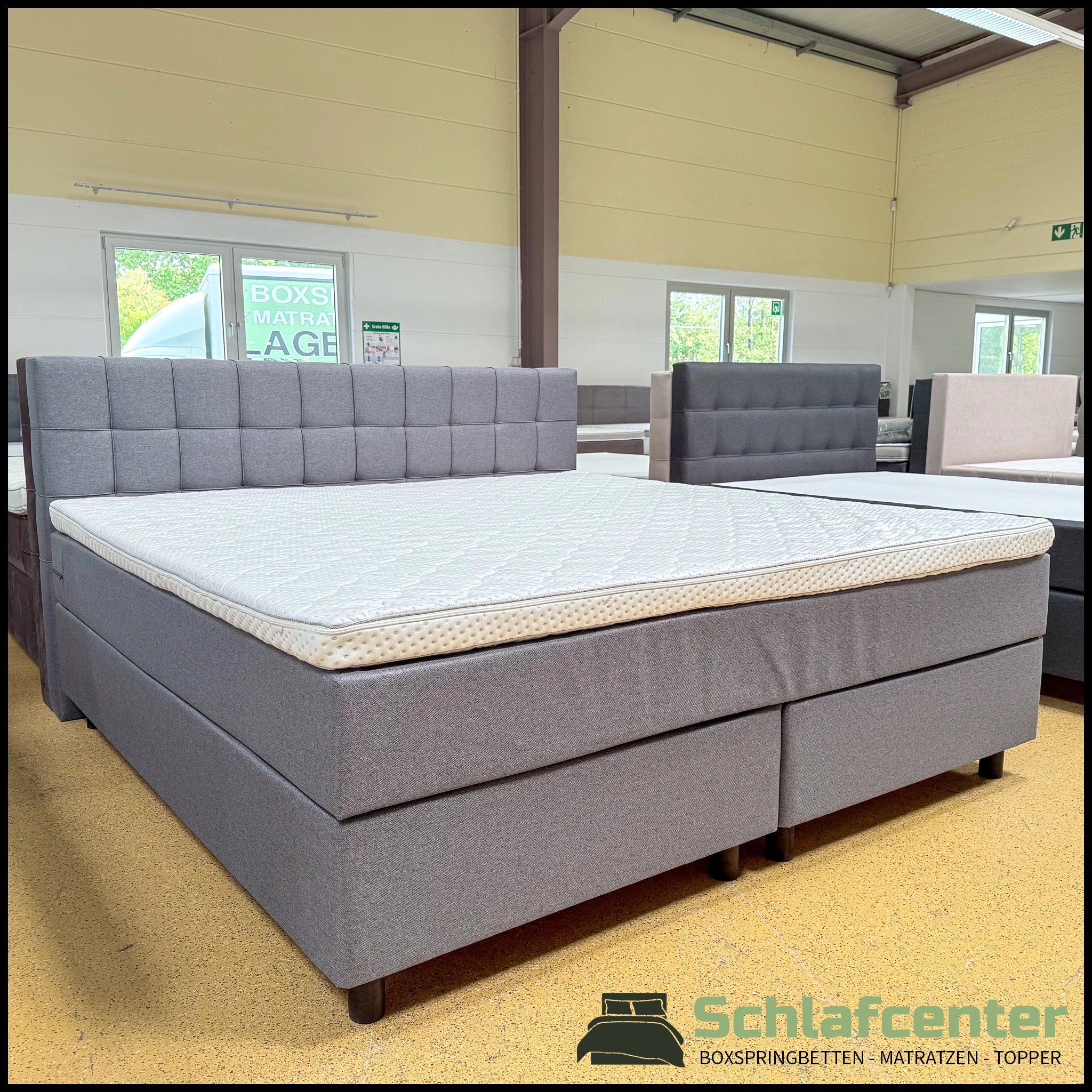 Boxspringbett 200x200 Grau Stoff 5 Teilig