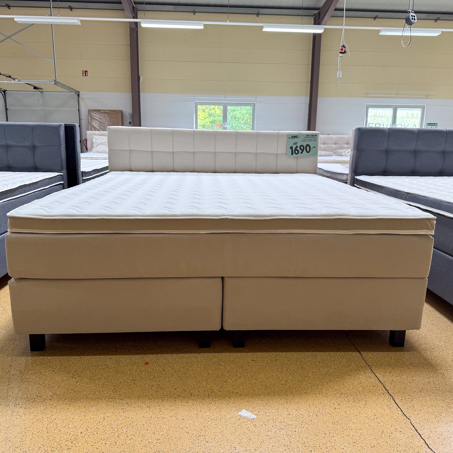 Boxspringbett 200x220 Stoff Beige 5 Teilig