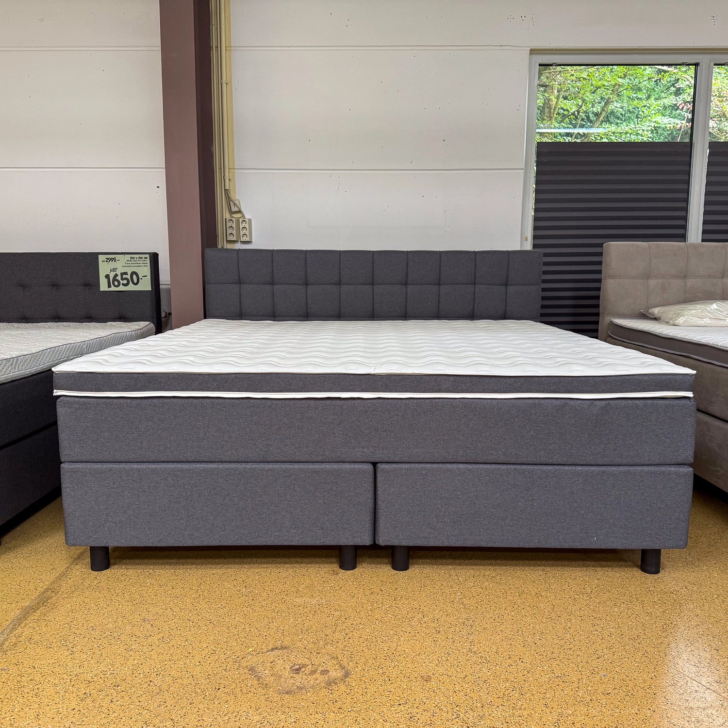 Boxspringbett 200x200 Grau Stoff 5 Teilig