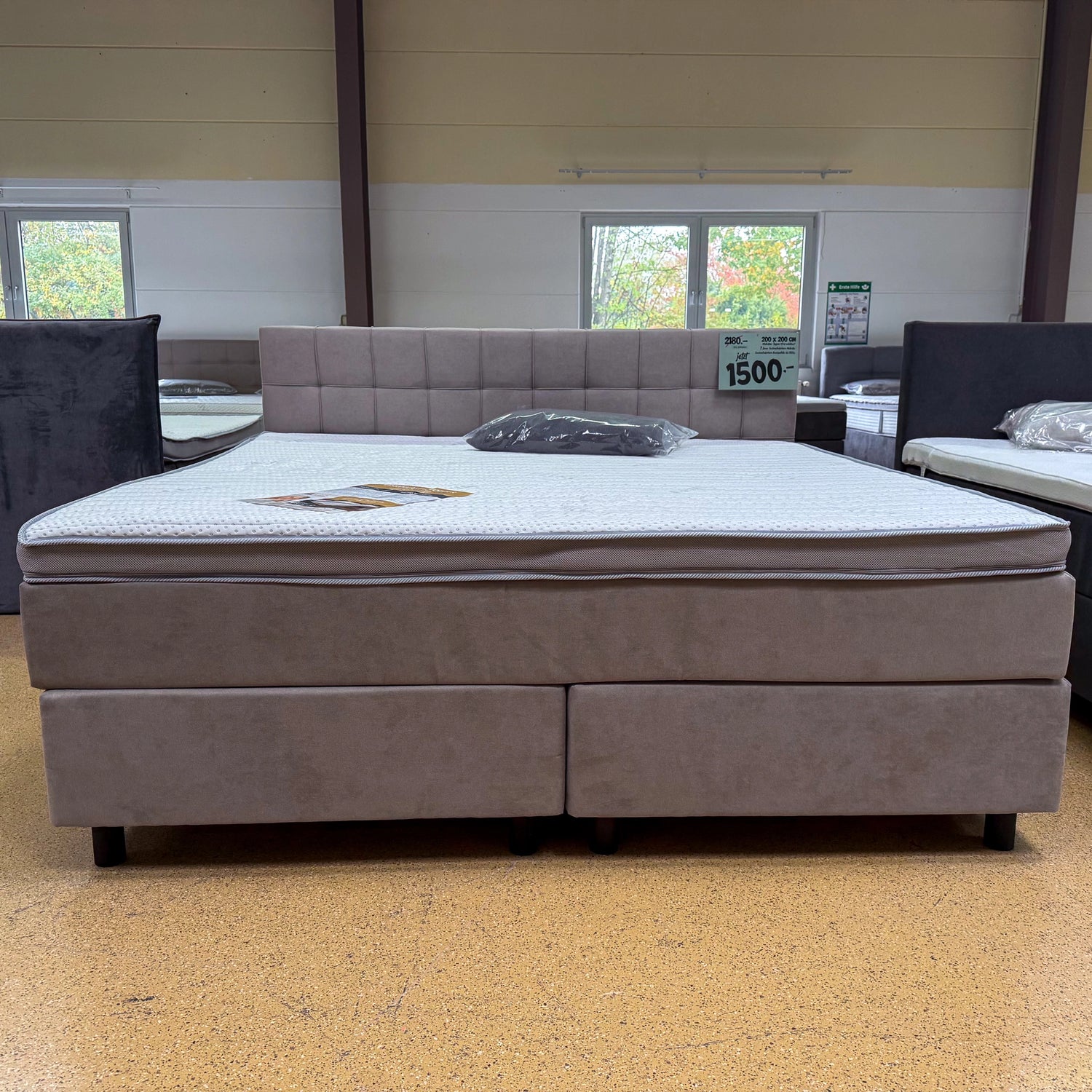 Boxspringbett 200x200 Beige Stoff Samt 5 Teilig