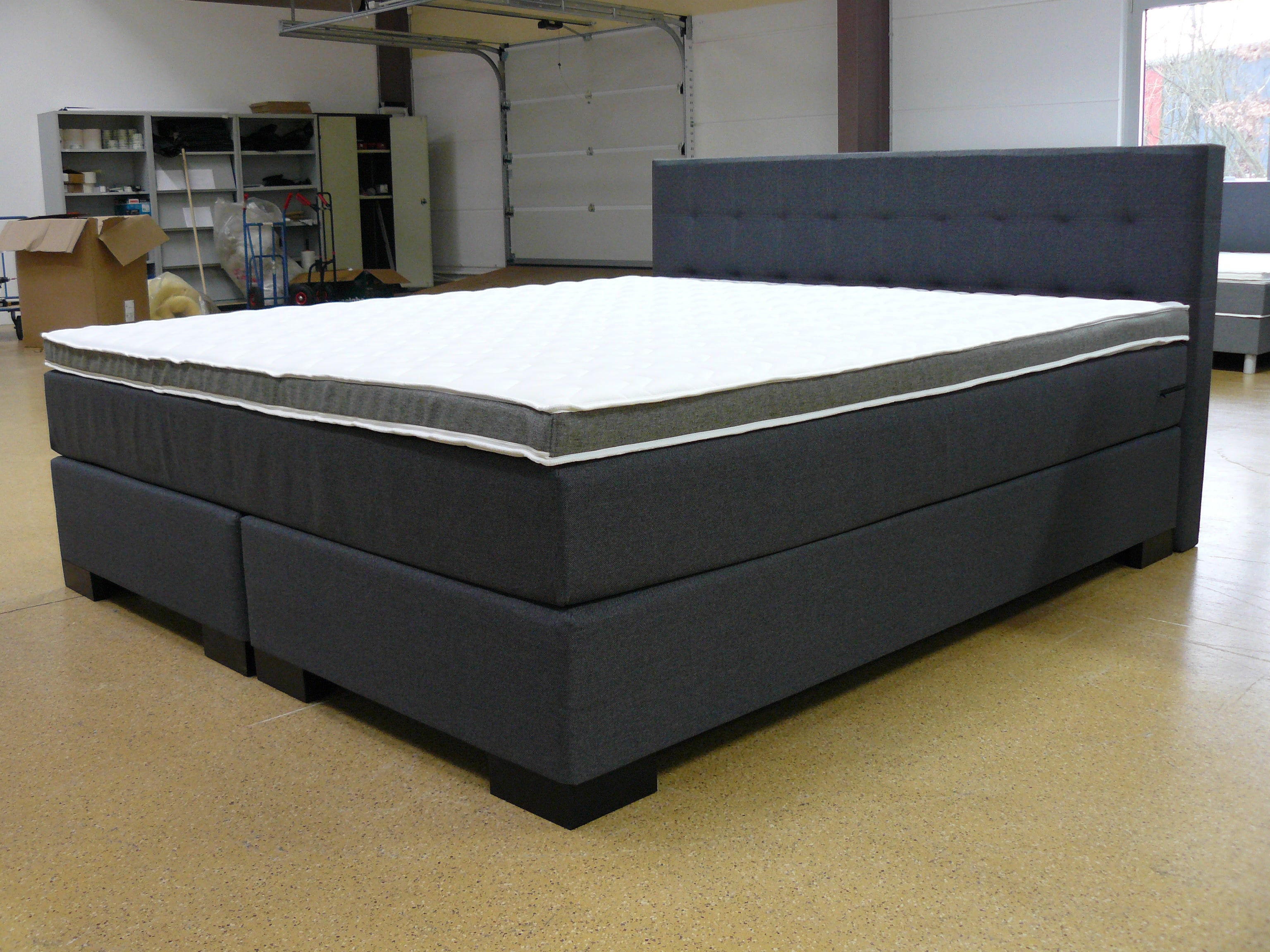 Boxspringbett Hilla 5 Teilig - Dunkelgrau - 200x220 Bett