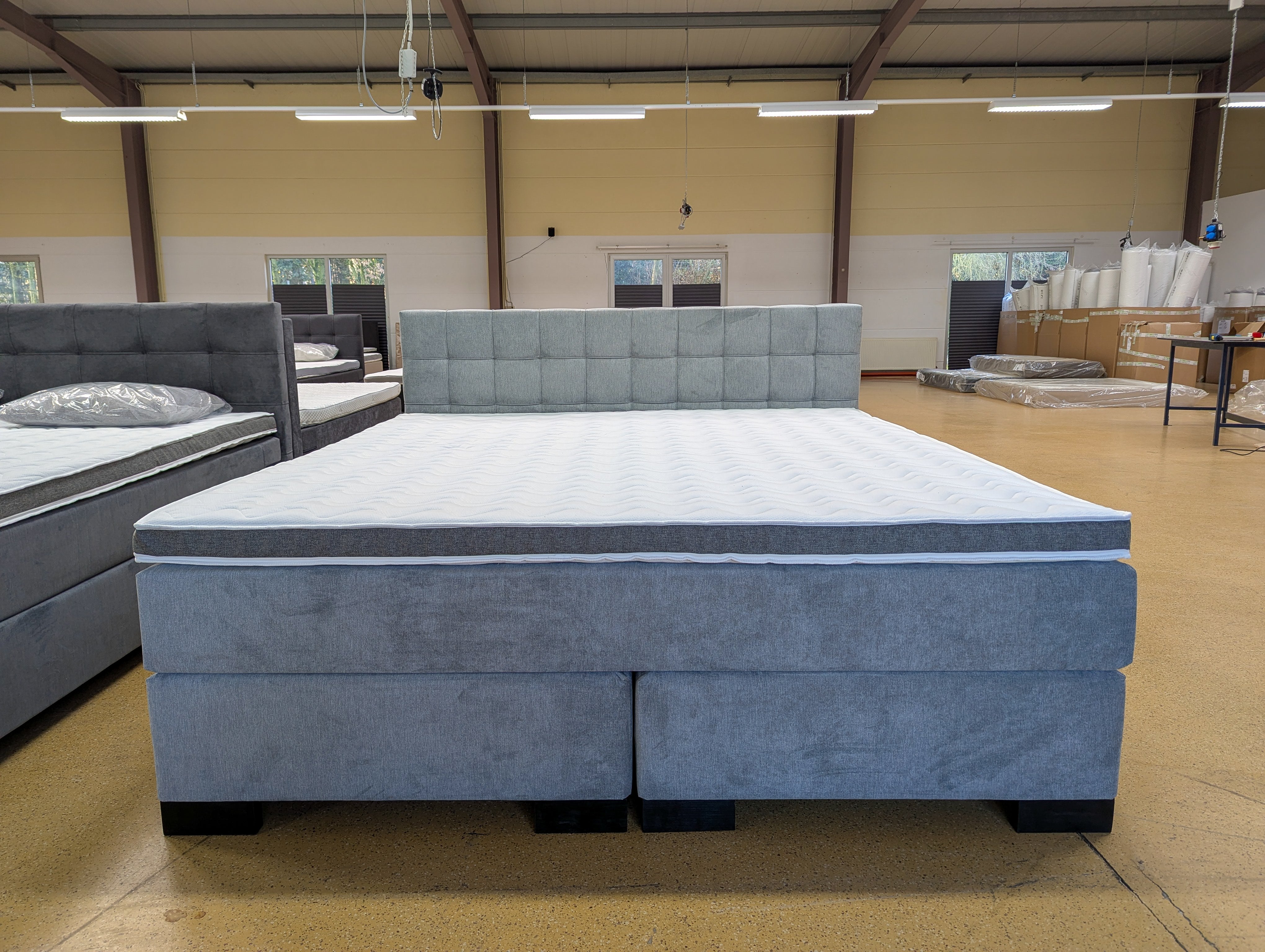 Boxspringbett Emil 5 Teilig - Hellgrau - 200x220 Bett