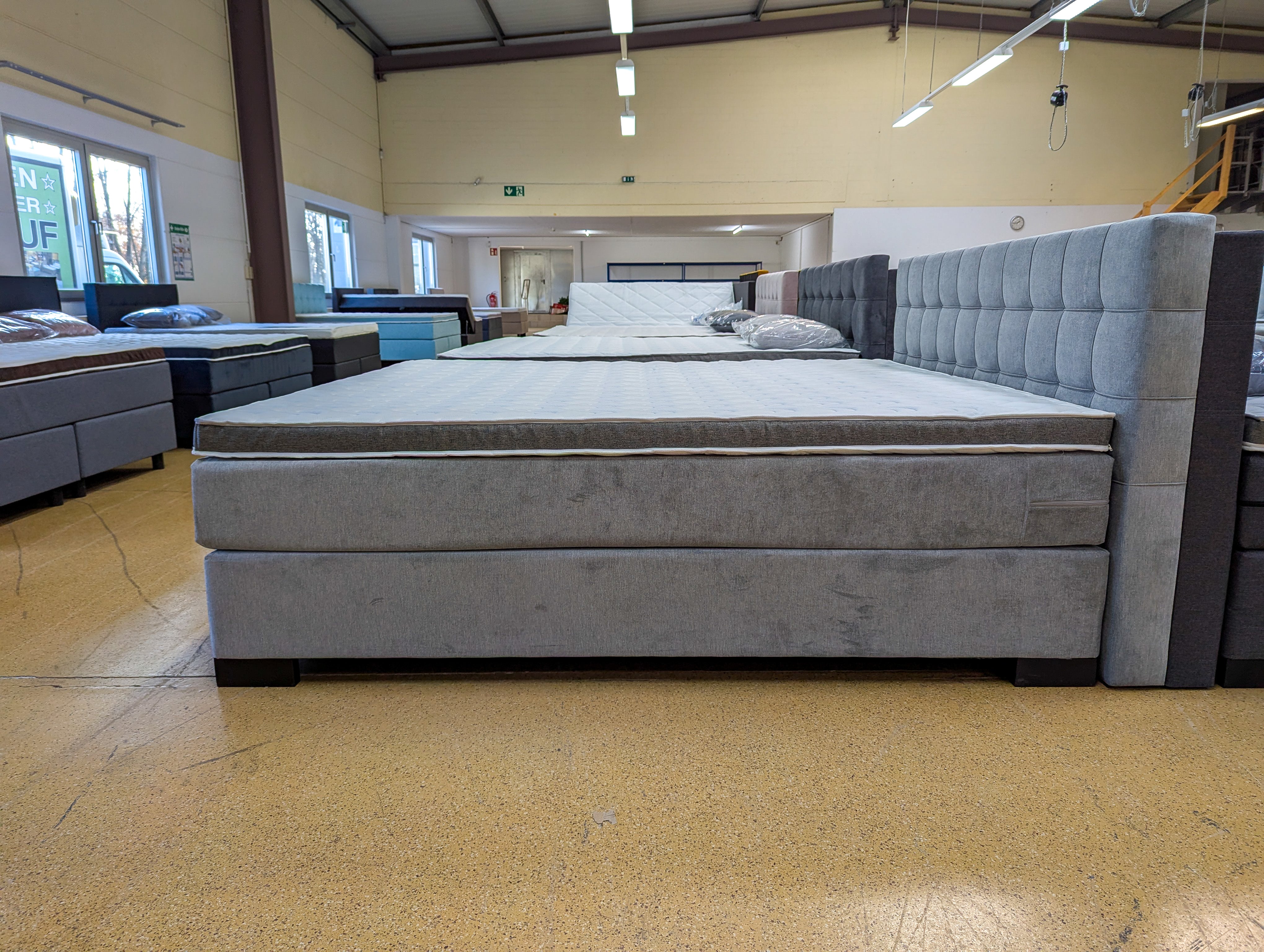 Boxspringbett Emil 5 Teilig - Hellgrau - 200x220 Bett