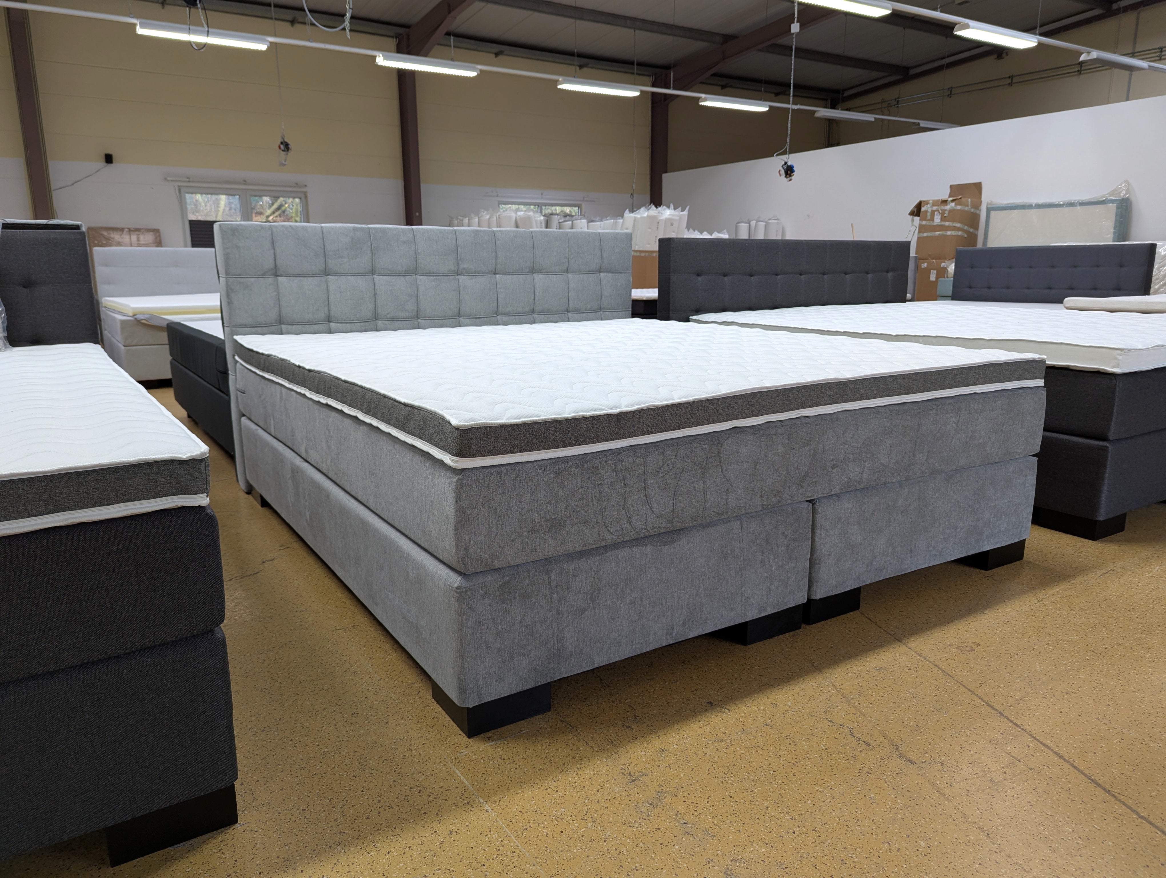 Boxspringbett 200x220 Hellgrau 5 Teilig